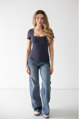 Футболка жіноча